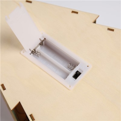 Светодиодная фигура «Олень с подарками» 20×30×5.5 см, дерево, батарейки AAAх2 (не в комплекте), свечение тёплое белое