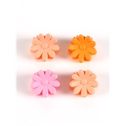 Косметика детская «Спелая клубничка» для девочек: тени 6 цветов, блеск прозрачный 10 г, заколки для волос