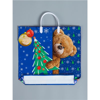 Пакет подарочный новогодний «Мишка с елкой», полиэтиленовый с пластиковой ручкой, 37×35 см