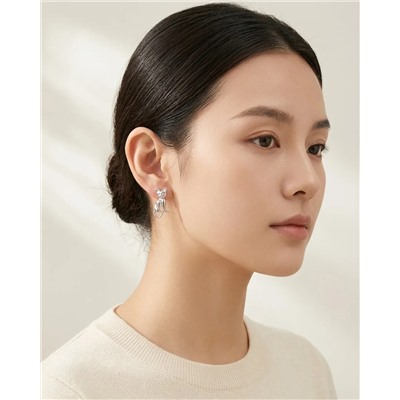 Стильные серьги