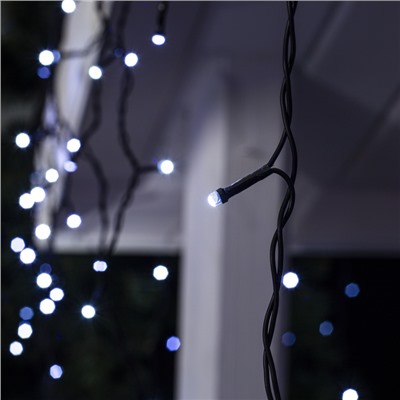 УЦЕНКА Гирлянда «Бахрома» 3 × 0.6 м, IP44, УМС, 220 В, тёмная нить, 160 SMD-LED, свечение белое