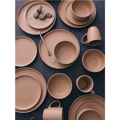 Набор посуды Доляна «Кремовое облако», керамика, 24 предмета: кружки 6 шт., тарелки 12 шт. d=20/27 см, салатники 6 шт., кремовый