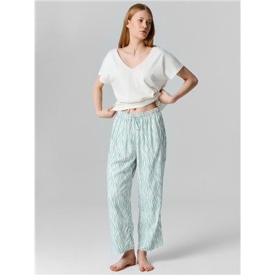 КОМПЛЕКТ ЖЕНСКИЙ (ФУТБОЛКА, БРИДЖИ) 592545