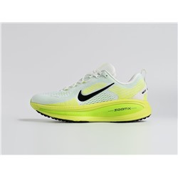 Кроссовки Nike Vomero 18