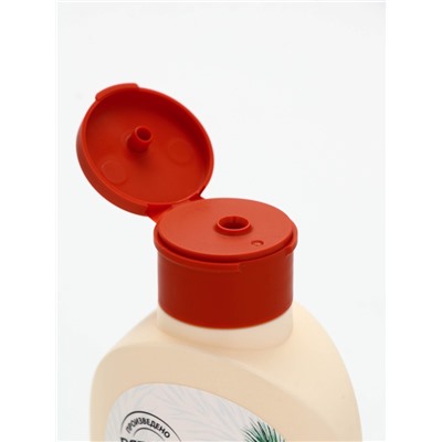 Подарочный набор в деревянной корзине «Рождество», гель для душа, шампунь, полотенце, РЯБИНА