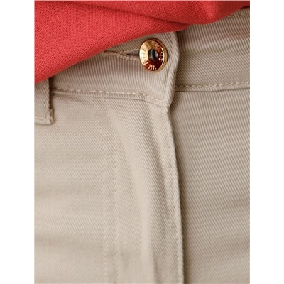 Джинсы клеш с прорезями и с необработанным краем из эластичного денима средней плотности