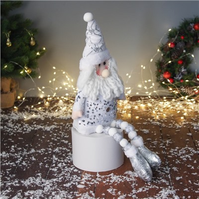 Игрушка мягкая «Дед Мороз в костюмчике с пайетками» 49×17 см, серебристо-белый