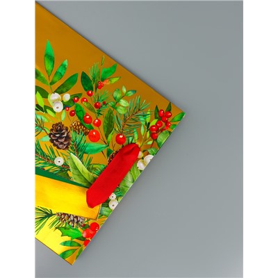 Пакет подарочный с тиснением, «Новогодний букет», люкс, 18×22.3×10 см