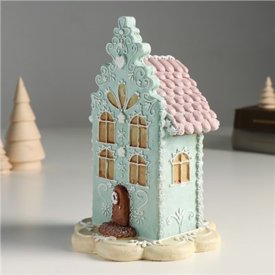Фигурка полистоун «Пряничный домик голубой с розовой крышей», 13×13×20 см