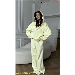 Спортивный костюм #23045846