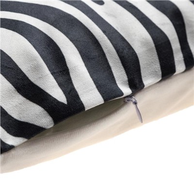 Наволочка декоративная Этель «Зебра» 40×40 см, велюр, 100% п/э