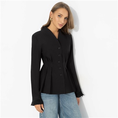 Жакет приталенного силуэта, Против правил