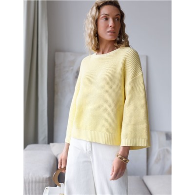 Укороченный джемпер с широкими рукавами рельефной вязки из хлопка с акрилом