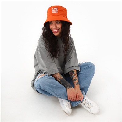 Панама Love, оранжевая, р-р 56