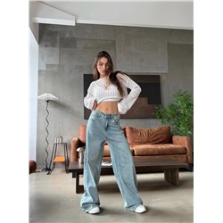 Джинсы #22996192