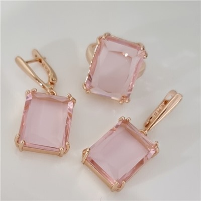 Комплект ювелирной бижутерии коллекция "Дубай" с крупным камнем серьги и кольцо 19 р, покрытие позолота, вставка:фианит, цвет: розовый, арт.314.870-19