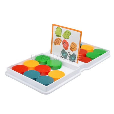 Игра настольная "Двигай шайбой" в коробке