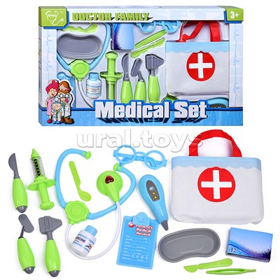 Игровой набор "Маленький врач" в коробке