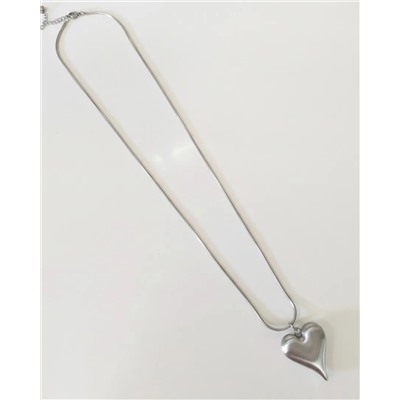 Кулон на цепочке