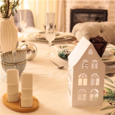 Скатерть новогодняя «Этель» New Years treat, 150×110 см ±3 см с ВГМО, 100% хлопок, саржа 190 г/м²