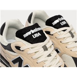 Кроссовки New Balance 990 v3