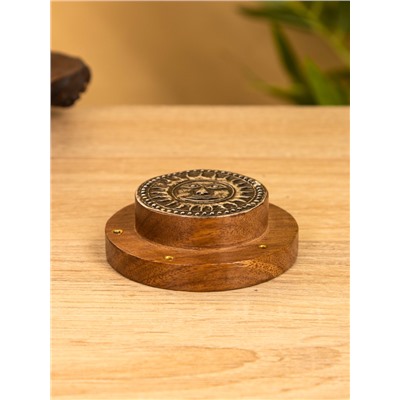 Подставка под благовония «Домовой», 7×7×2.5 см, дерево шишам