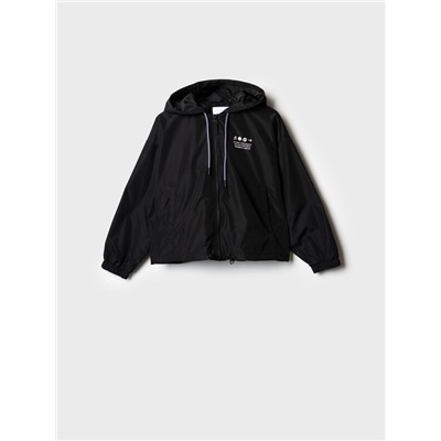 Куртка текстильная с полиуретановым покрытием для девочек (ветровка)