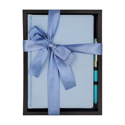 Подарочный набор Ежедневник недатированный А5+ 272 стр. "VELVET" (ЗЕФИРНЫЙ ГОЛУБОЙ)+ ручка 3-115/35-2 Bruno Visconti