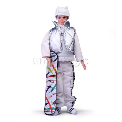 Кукла "Зимнии приключения" с аксессуарами, в коробке