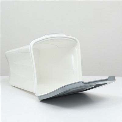 Контейнер для корма, 36 л, серый