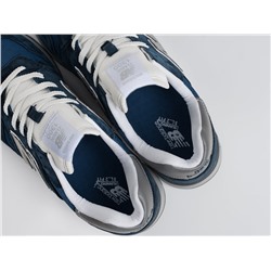 Кроссовки New Balance 1300