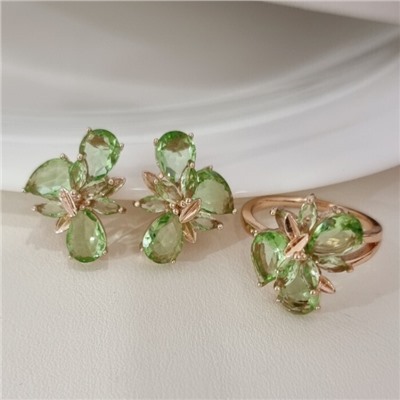 Комплект ювелирной бижутерии коллекция "Дубай" серьги и кольцо 19 р, покрытие позолота, вставка: стекло, цвет: светло-зеленый, арт.215.564-19