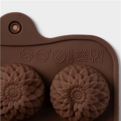 Форма для конфет и шоколада Доляна «Клумба цветов», силикон, 20.5×10.5×1.5 см, 15 ячеек, коричневая