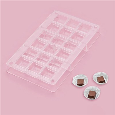 Форма для конфет и шоколада «Кубики», 20×12×2.5 см, 18 ячеек 2.5×1 см, прозрачная