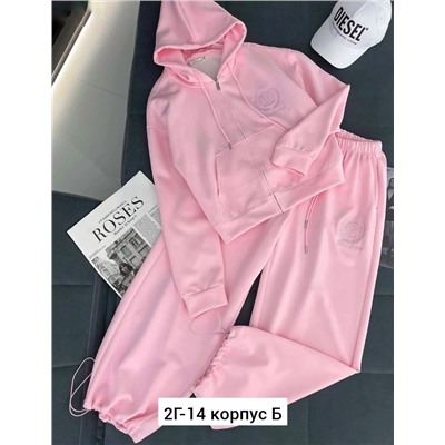 Спортивный костюм #23039695