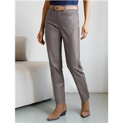 Брюки mom fit из эластичного хлопка с покрытием под кожу