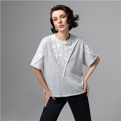 Футболка с кружевным декором, Рискованный тренд