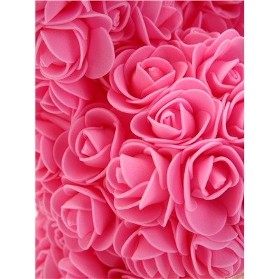 Зайчик из розовых роз