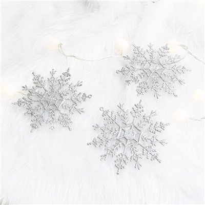 Набор блестящих снежинок-подвесок 12 штук (Завязки в комплекте) Размер 10 см.