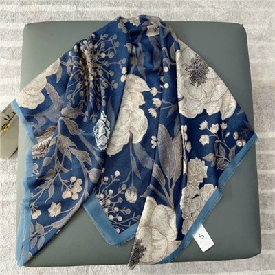 Платок #23052909