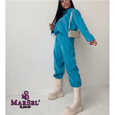 костюм из микровельвета