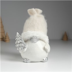 Фигурка полистоун «Воробушек в шапке с серебристой ёлкой», 10×8.5×13 см