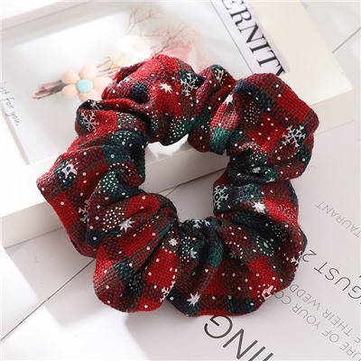 Тканевая резинка для волос с рождественской расцветкой и снежинками