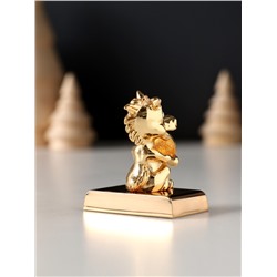 Фигурка «Лошадка с монеткой на подставке и с пожеланием: Богатства», 4×2.3×5 см