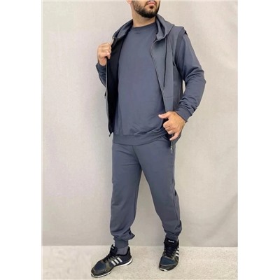 Костюм тройка