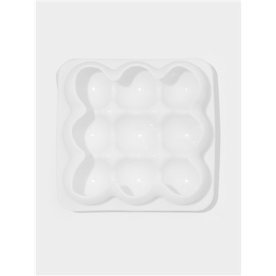 Форма для муссовых десертов и выпечки Доляна «Сладкие шарики», силикон, 14.8×4.1 см (внутренний размер 12.5×12.5 см), белая