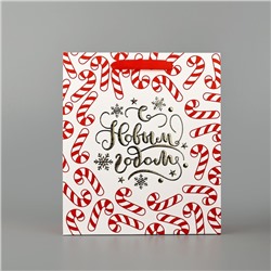 Пакет подарочный новогодний ламинированный «Новогодние леденцы», тиснение, M 30×26×9 см