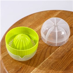 Соковыжималка для цитрусовых с лотком и крышкой Доляна, d=7.5 см, 7×8 см, МИКС
