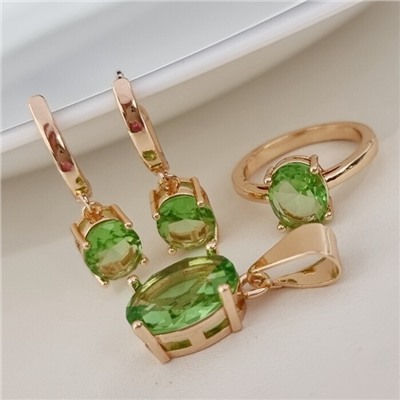 Комплект ювелирной бижутерии коллекция "Дубай" серьги, кулон и кольцо 19 р, покрытие позолота, вставка: фианит, цвет: светло-зеленый, арт.215.511-19