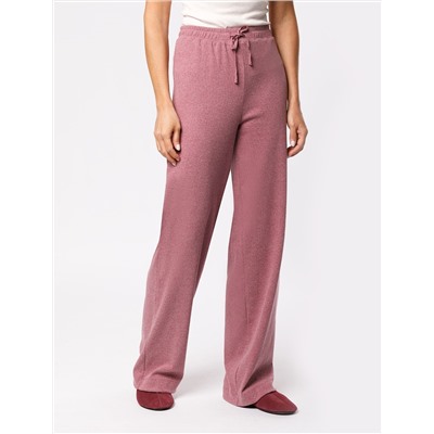 Прямые брюки из фактурного трикотажа в рубчик